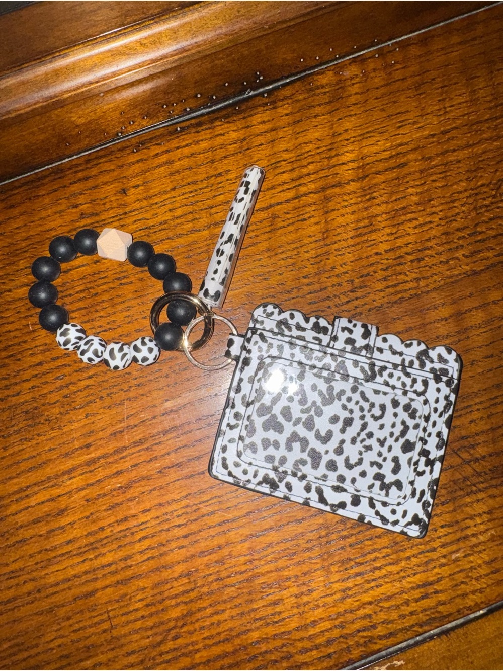 Leopard Print Card Holder Keychain with Beaded Wristlet - White/Black